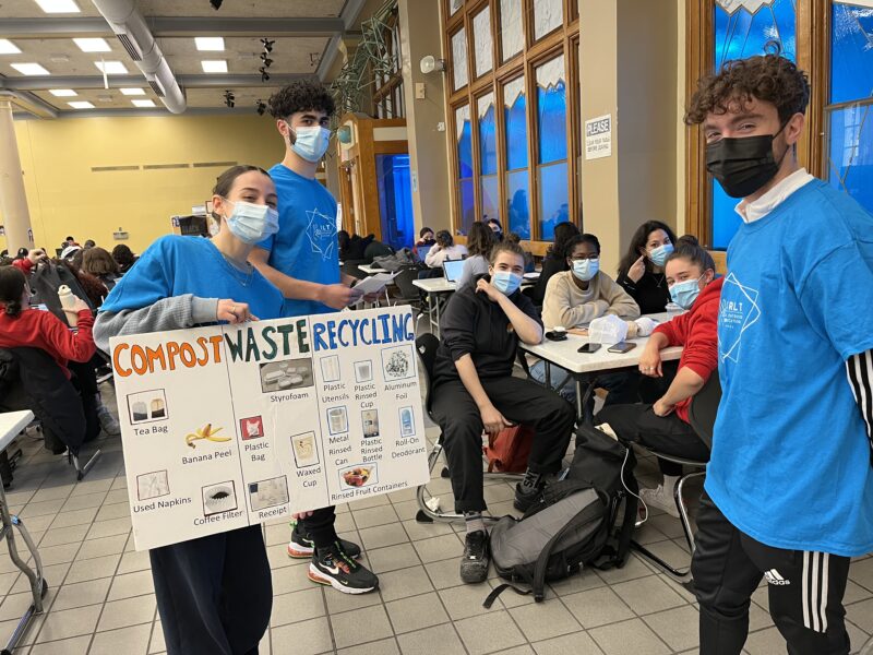 Amélioration des pratiques de tri des déchets à Dawson
