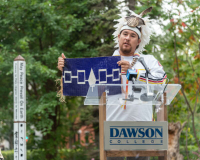 Lire le texte intégral : Le pin blanc de Dawson - un symbole des cinq nations de la confédération Haudenosaunee