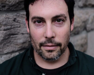 En savoir plus : Questions et réponses avec Adam Bright, lauréat du prix de l'excellence dans l'enseignement