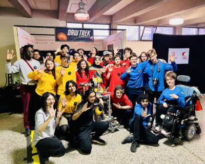 En savoir plus : L'équipe de Dawson Robotics excelle au CRC pour la troisième année consécutive!            