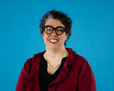 Pour en savoir plus : Julie Brosseau, nouvelle doyenne des systèmes académiques