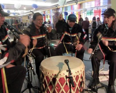 Journée multiculturelle à Dawson