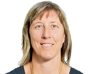 Pour en savoir plus : Maureen MacMahon intronisée au Temple de la renommée du rugby canadien