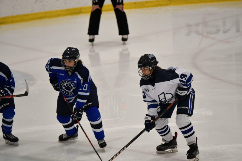 Sydney Kormos-Springer-hockey action