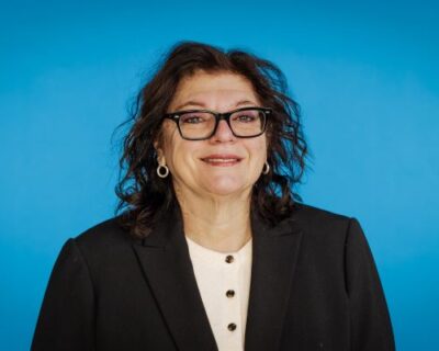 En savoir plus : Donna Varrica revient en tant que directrice de la communication et des affaires générales